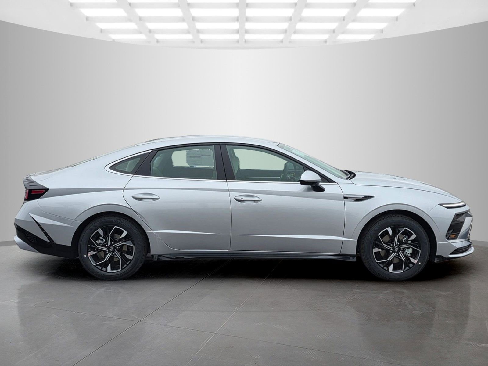 New 2025 Hyundai Sonata SEL FWD image 6