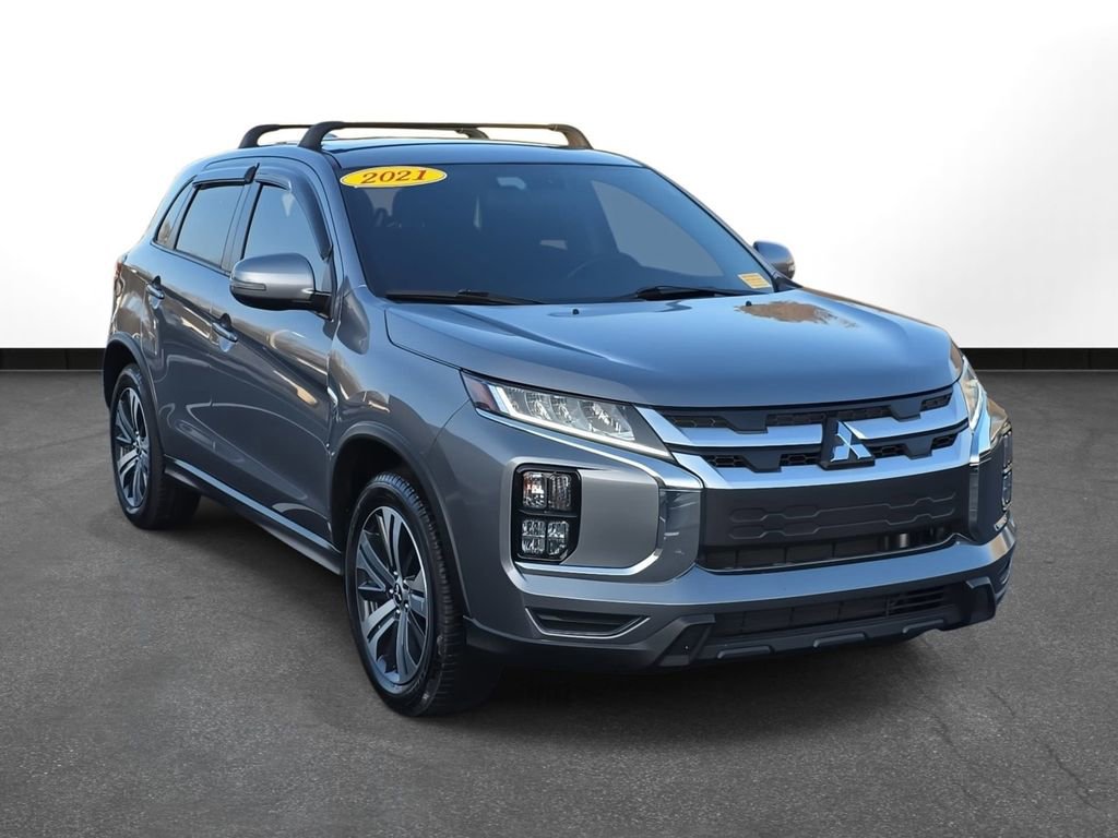 Used 2021 Mitsubishi Outlander Sport SE image 3