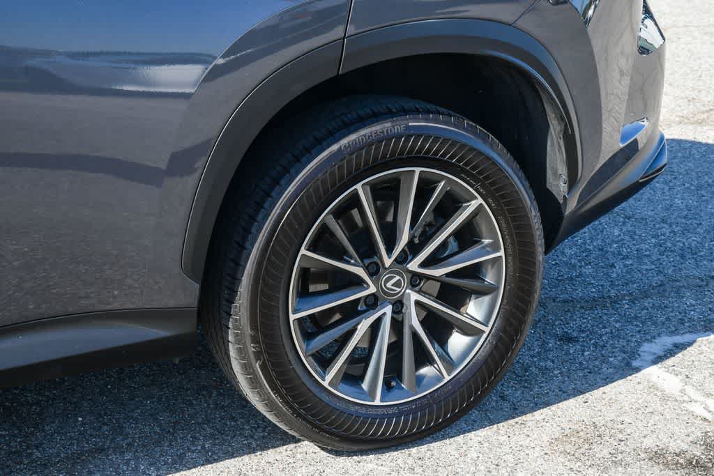 Used 2024 Lexus NX 350h AWD image 12