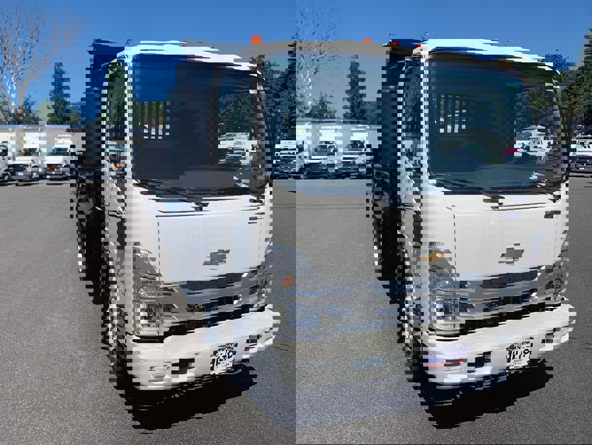 New 2024 Chevrolet Low Cab Forward image 2