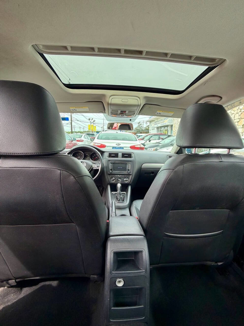 Used 2015 Volkswagen Jetta SE FWD image 21