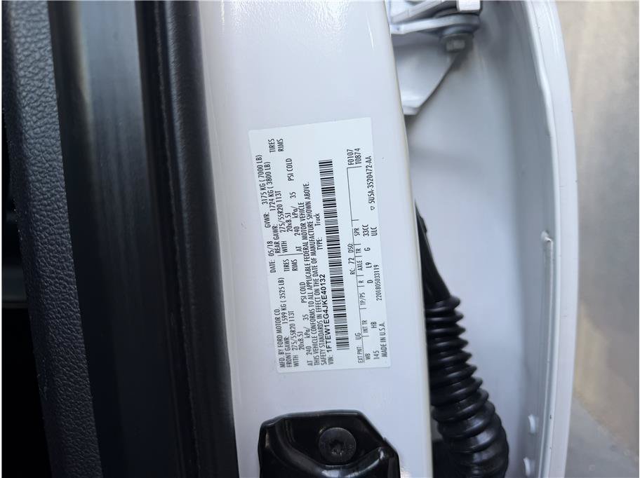 Used 2018 Ford F150 Lariat w/ Equipment Group 502A Luxury AWD/4WD image 28
