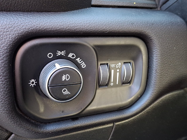 Used 2022 RAM 2500 Laramie AWD/4WD image 25