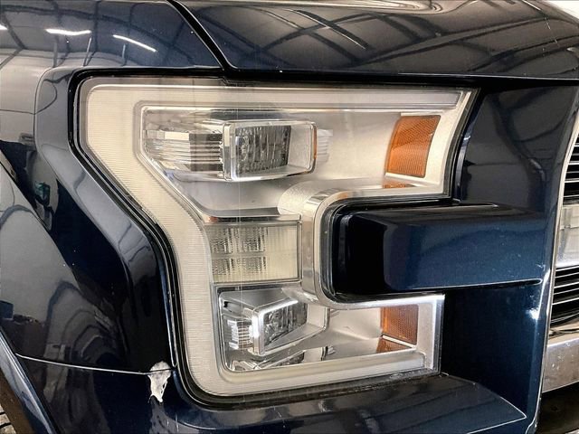 Used 2017 Ford F150 Lariat w/ Equipment Group 502A Luxury AWD/4WD image 27