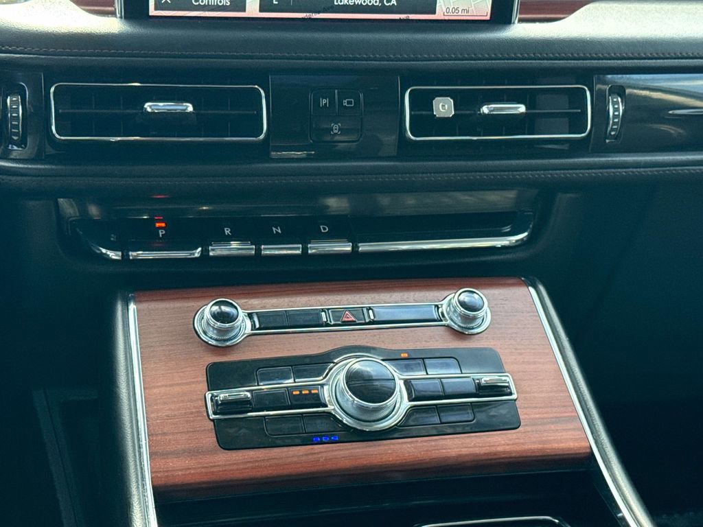 Certified 2023 Lincoln Aviator Reserve w/ Equipment Group 201A image 20