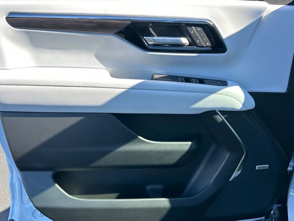 New 2026 Chevrolet Tahoe Premier w/ Sun And Tow Package image 14