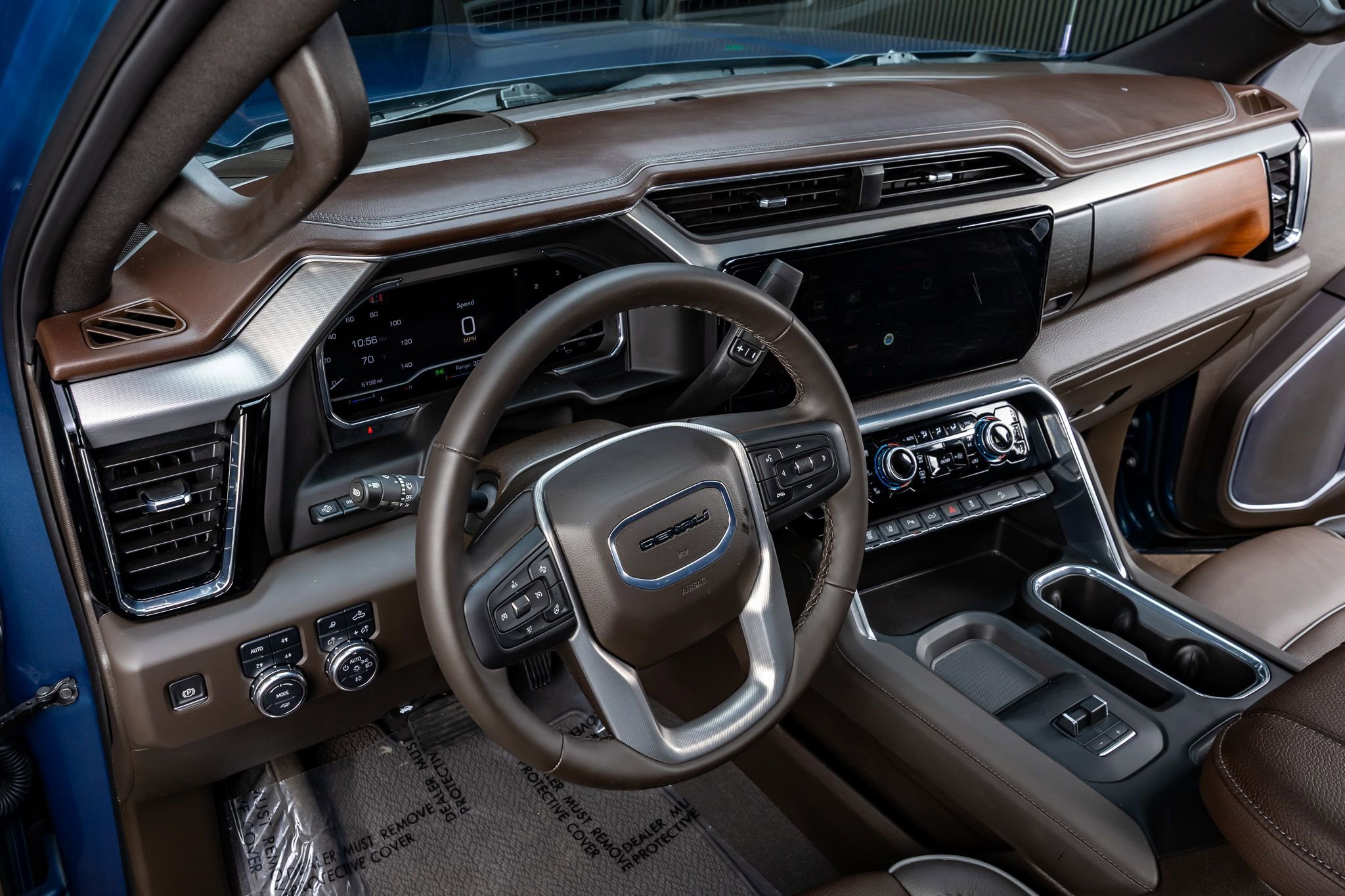 Used 2025 GMC Sierra 2500 Denali w/ Denali Reserve Package image 17