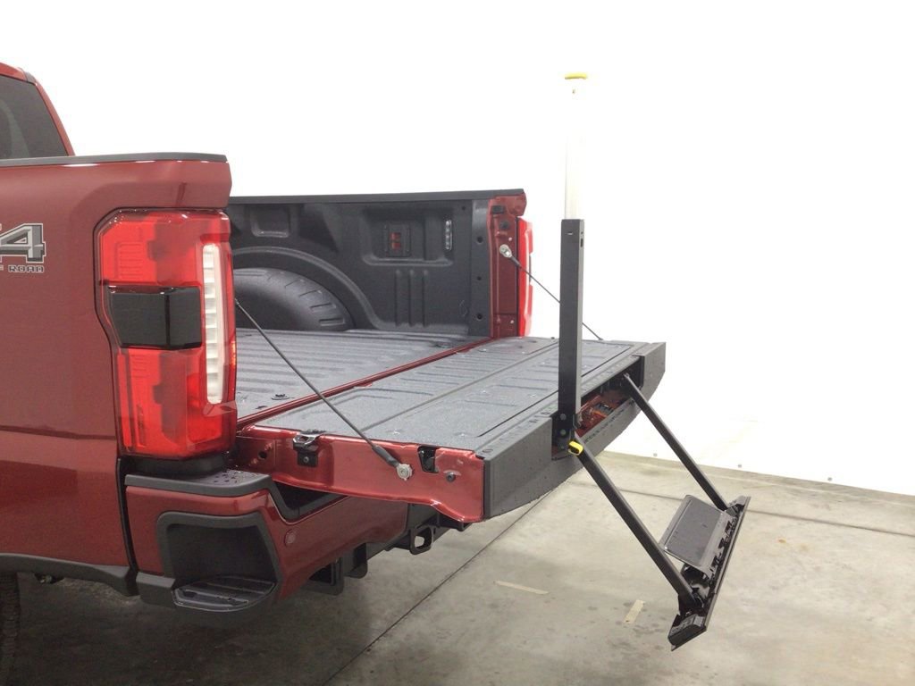 New 2025 Ford F250 Lariat w/ Lariat Ultimate Package image 29