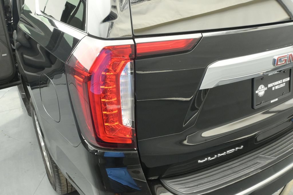 Used 2022 GMC Yukon SLT AWD/4WD image 26