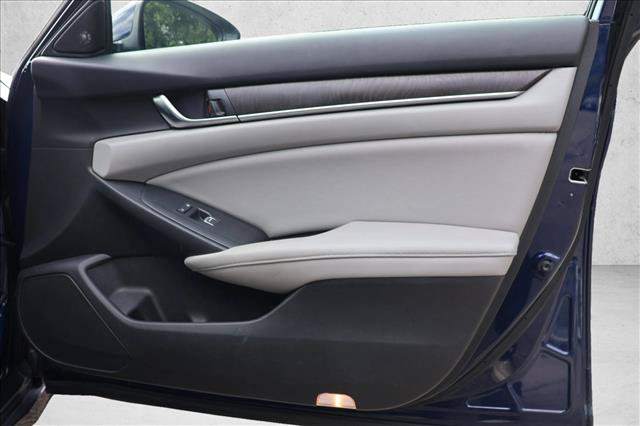 Used 2018 Honda Accord EX-L image 29