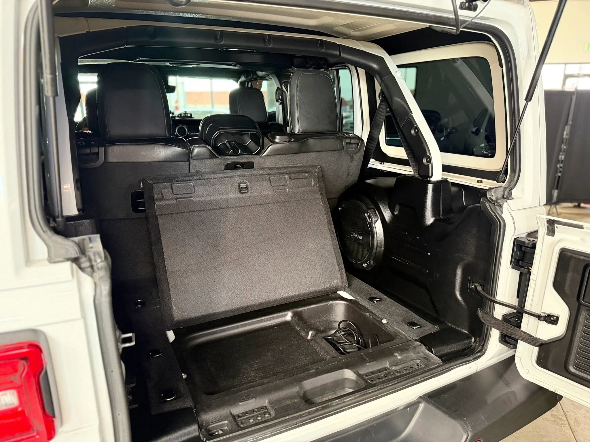 Used 2023 Jeep Wrangler Unlimited Rubicon 392 w/ Trailer Tow Package image 26