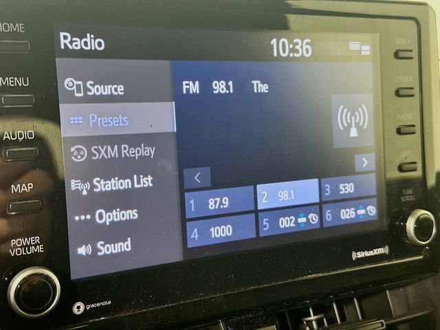 Used 2022 Toyota Corolla LE image 15