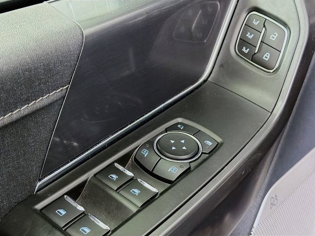 Used 2024 Ford F150 Lariat w/ Bed Utility Package AWD/4WD image 21