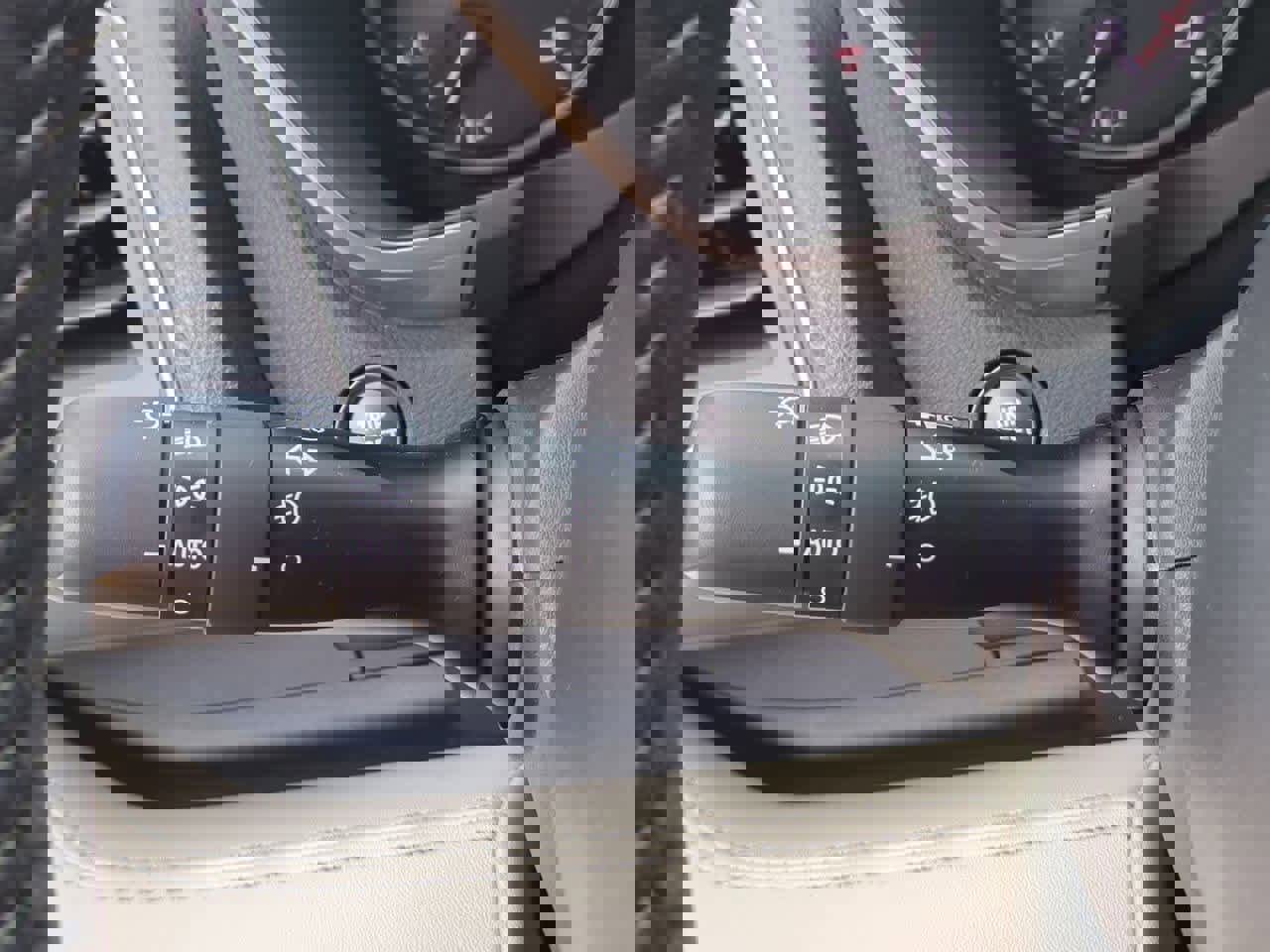 Used 2025 Subaru Ascent Limited image 27