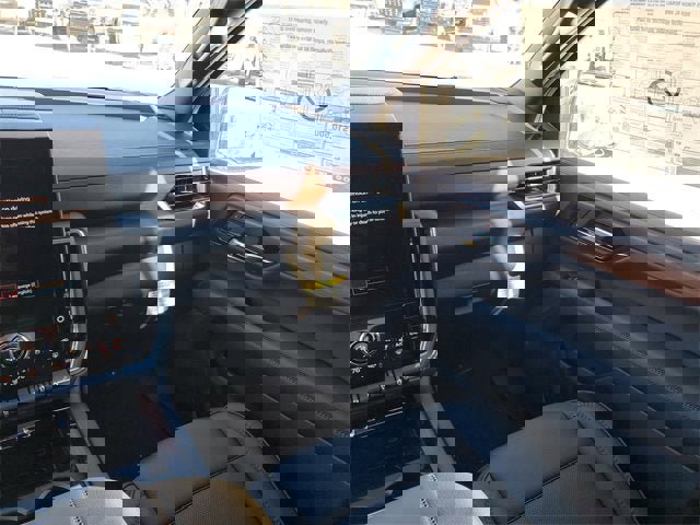 New 2025 GMC Yukon XL Denali w/ Denali Reserve Package image 15