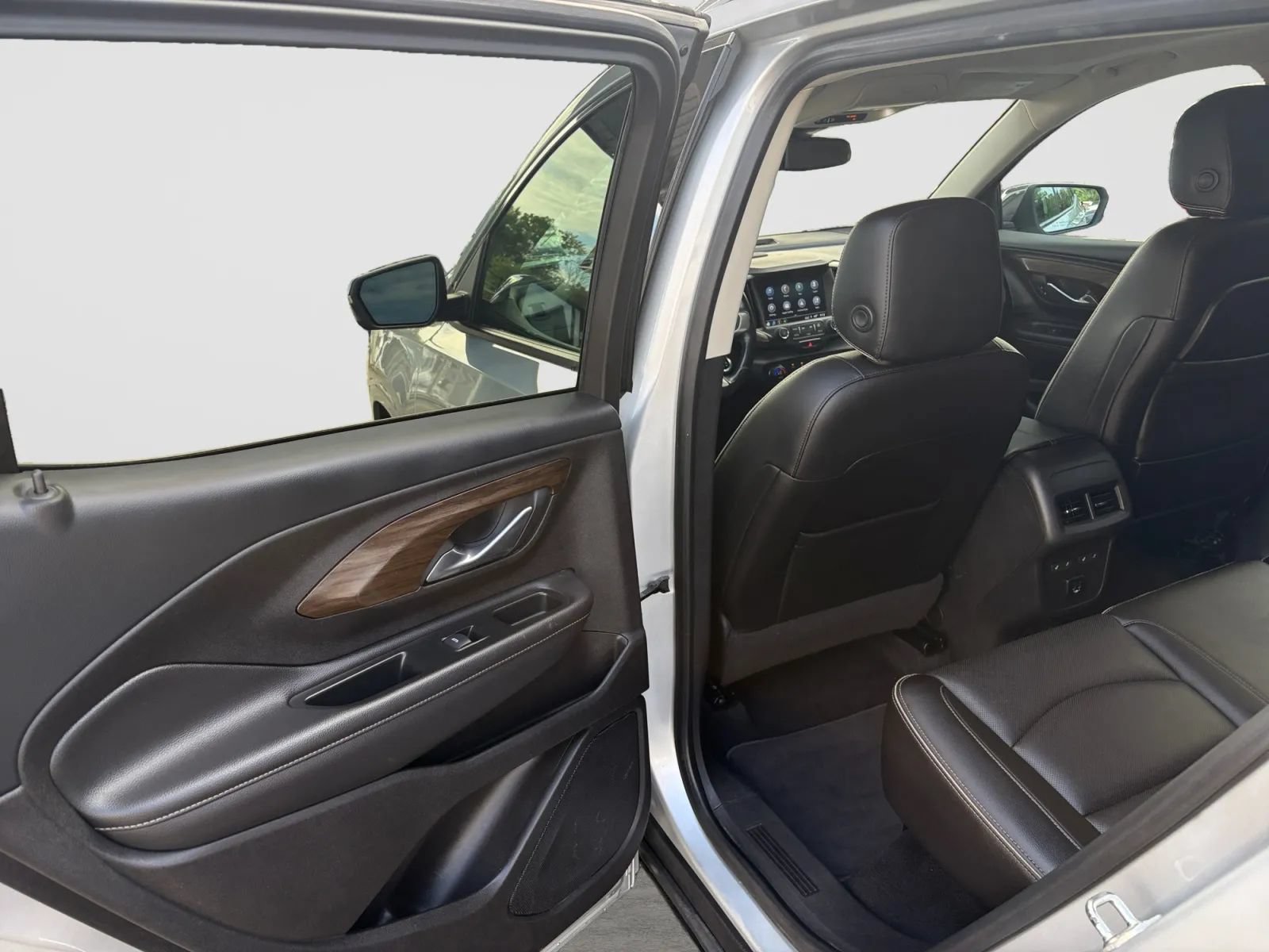 Used 2018 GMC Terrain Denali w/ Advanced Safety Package AWD/4WD image 14