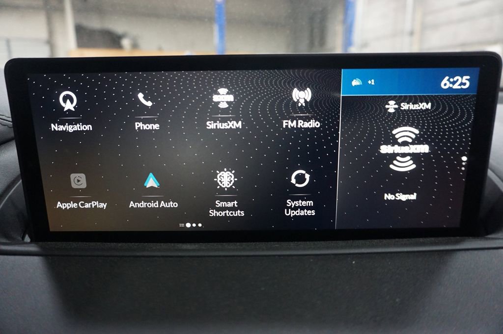 Used 2023 Acura MDX SH-AWD w/ Technology Package image 10