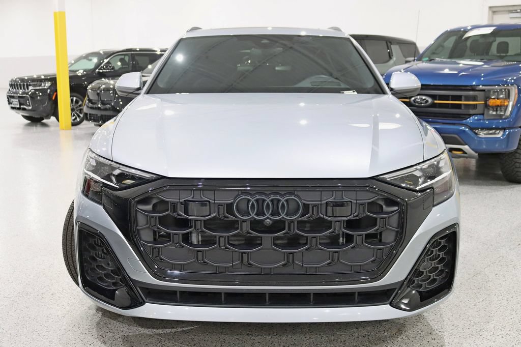 Used 2025 Audi Q8 Prestige AWD/4WD image 8