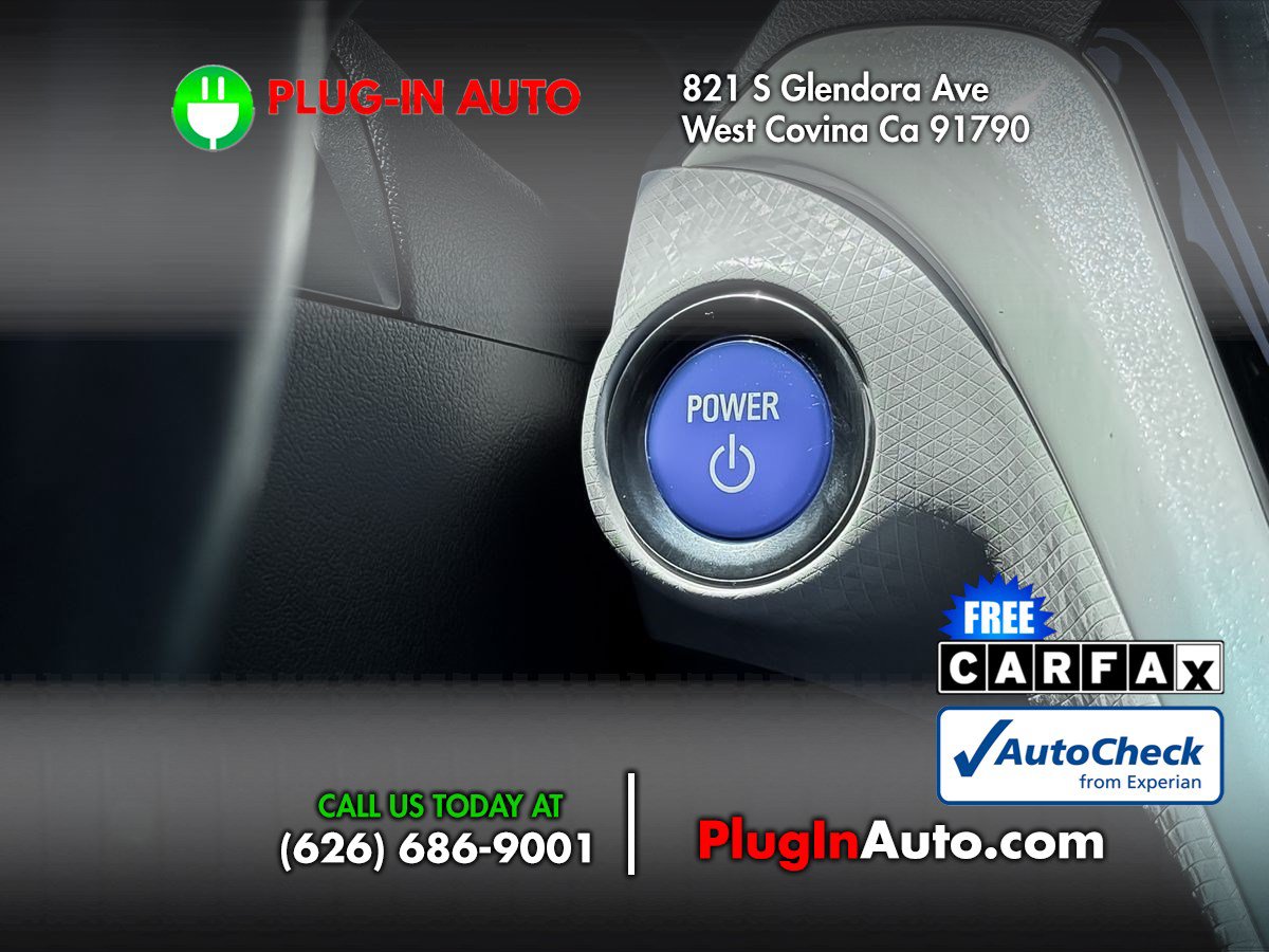 Used 2018 Chevrolet Bolt LT FWD image 21