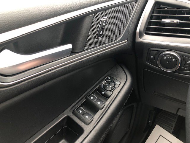 Used 2023 Ford Edge SEL w/ Convenience Package image 28