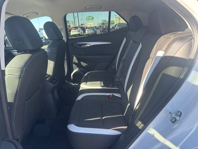 Used 2025 Buick Envision Sport Touring image 21