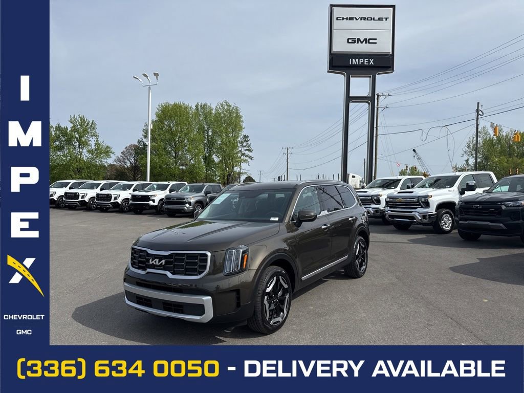 Used 2025 Kia Telluride S image 1