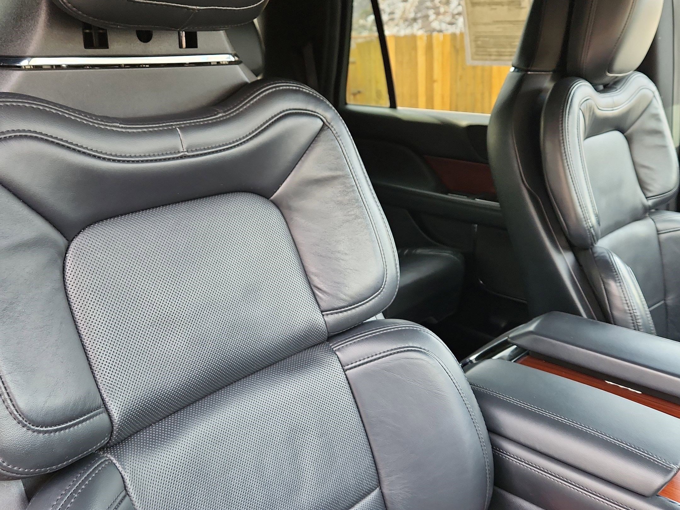 Used 2022 Lincoln Navigator L Reserve image 28