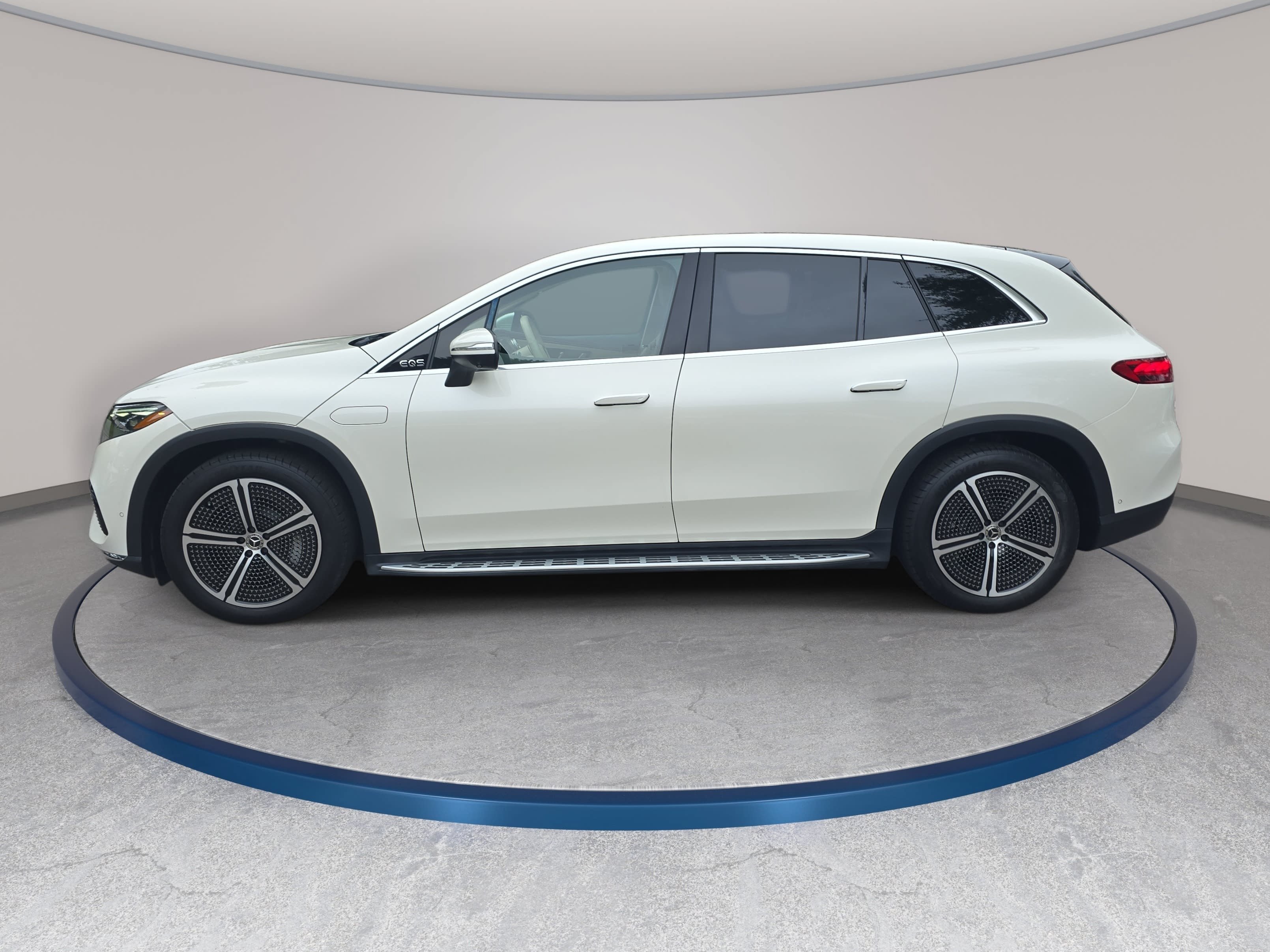 Certified 2023 Mercedes-Benz EQS 450+ SUV image 8