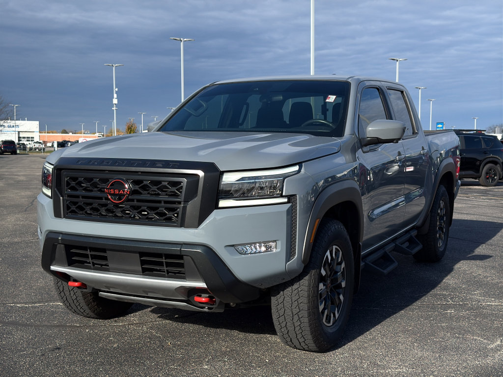 Used 2023 Nissan Frontier PRO-4X w/ Pro Convenience Package image 3