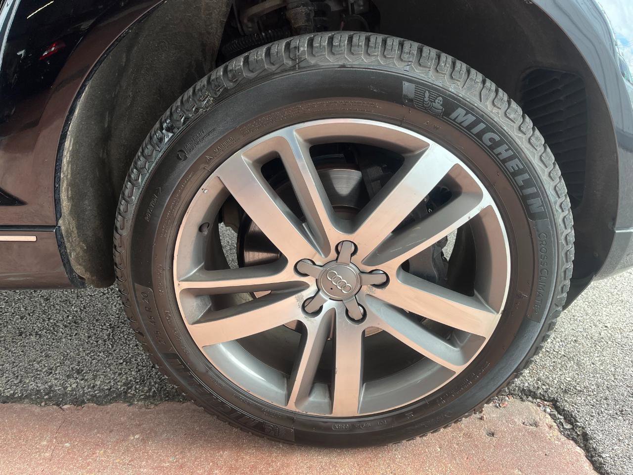 Used 2015 Audi Q7 TDI Premium Plus w/ Premium Plus Package AWD/4WD image 40