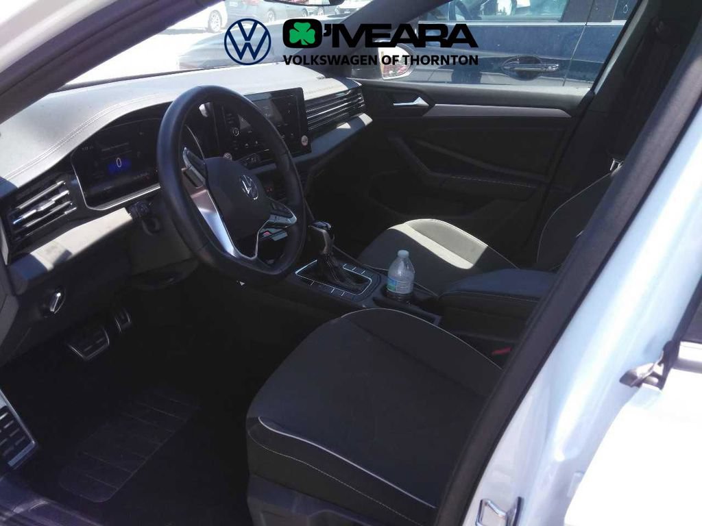 Used 2025 Volkswagen Jetta Sport FWD image 6