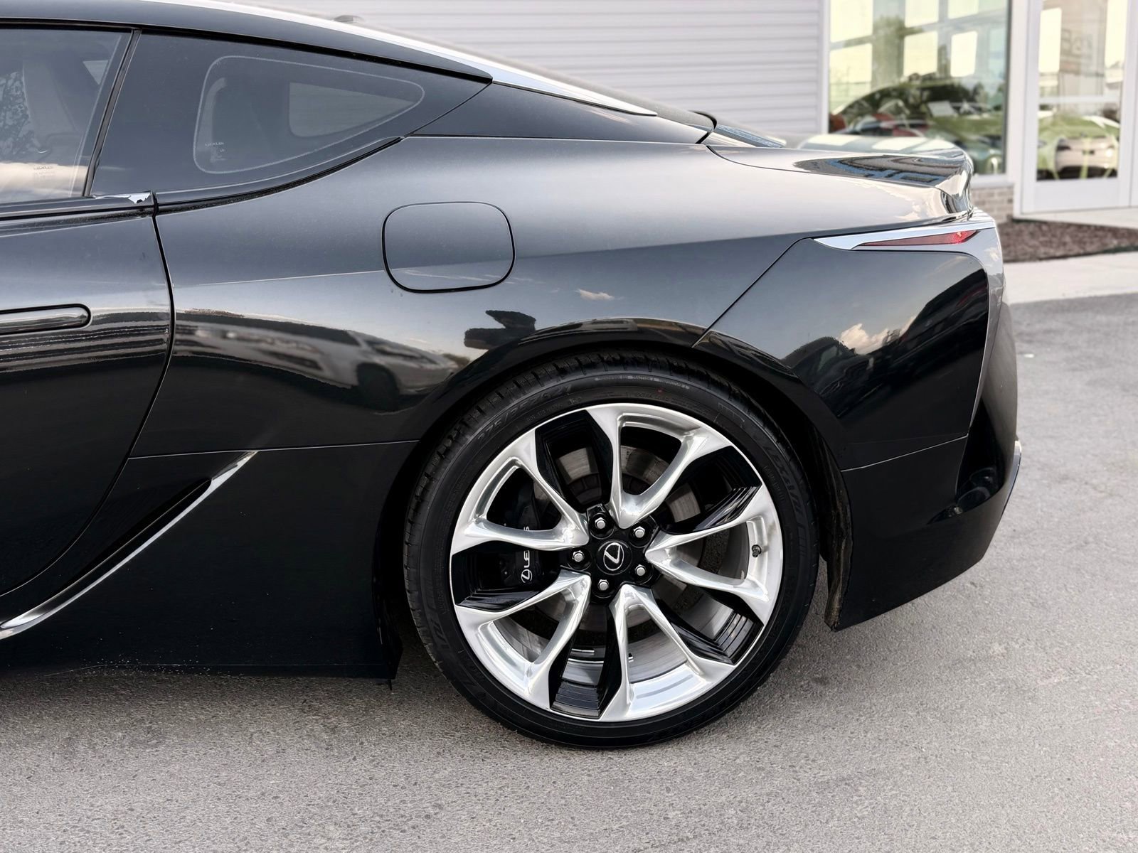 Used 2018 Lexus LC 500 Coupe image 19