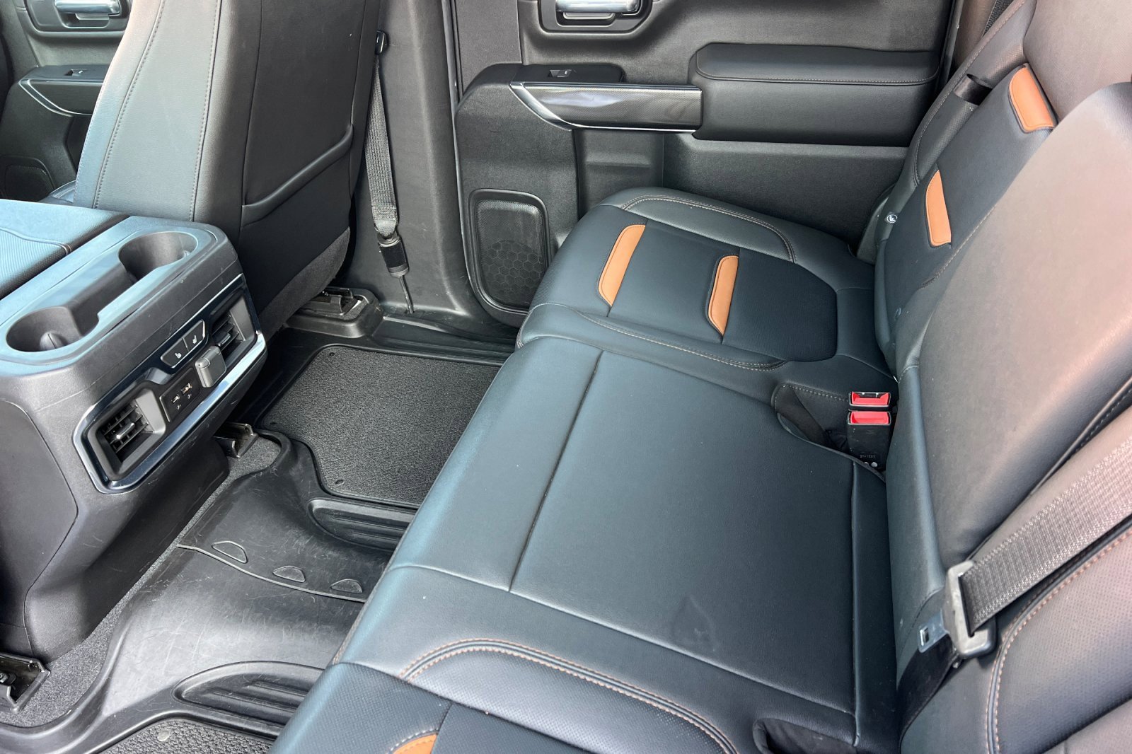 Used 2021 GMC Sierra 2500 AT4 w/ Gooseneck/5TH Wheel Package image 15