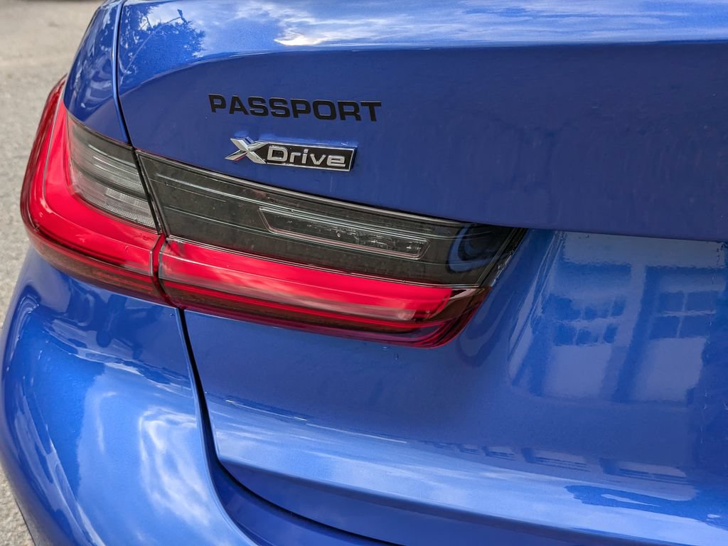 New 2026 BMW 330i xDrive Sedan w/ M Sport Package AWD/4WD image 6