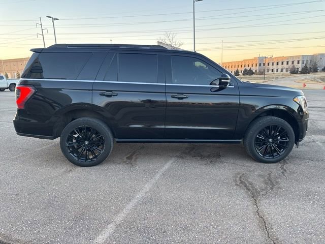 Used 2021 Ford Expedition Limited image 6