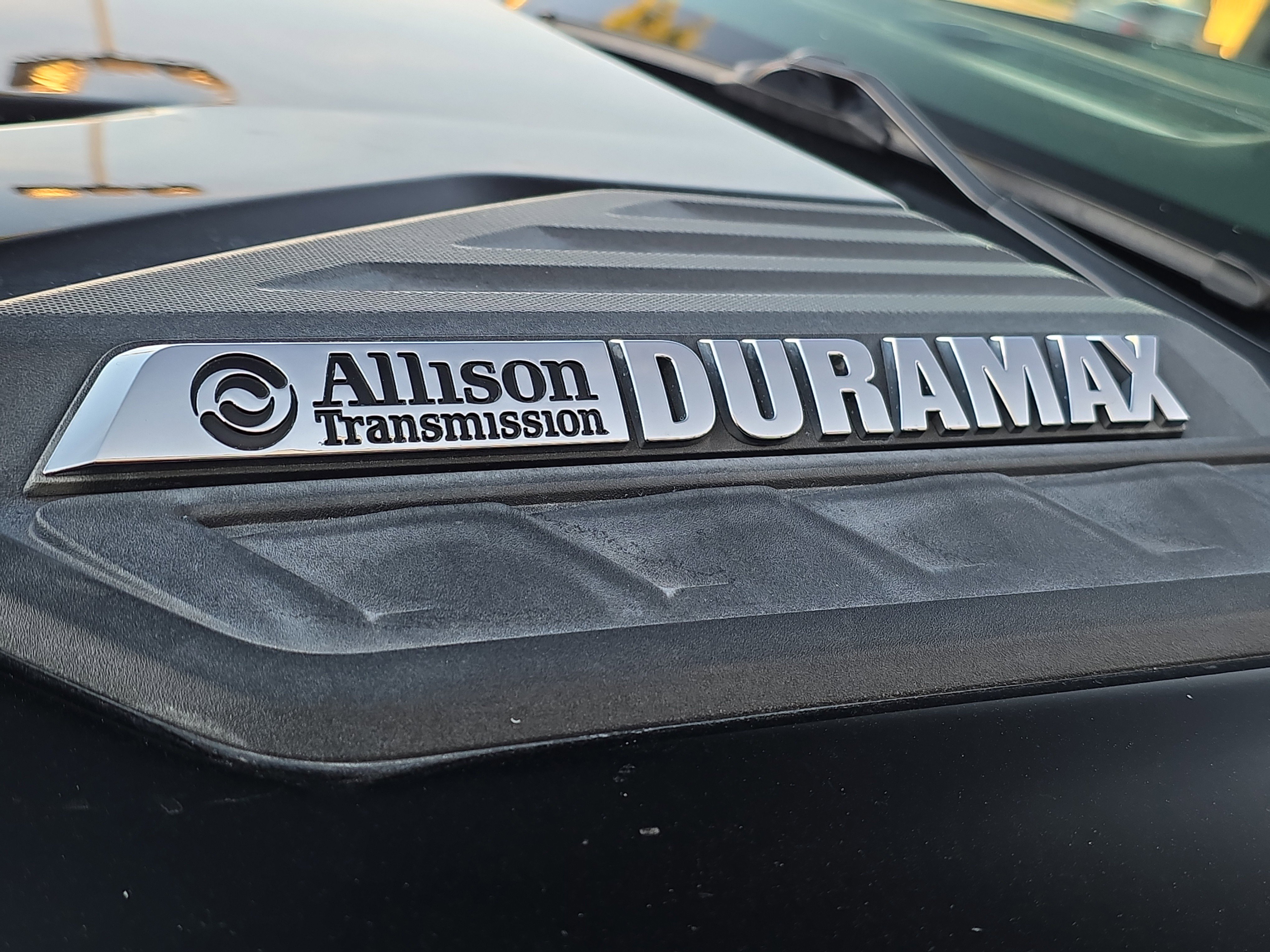 Used 2021 Chevrolet Silverado 2500 High Country w/ Z71 Off-Road Package image 3