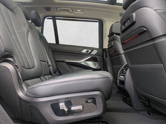 Used 2020 BMW X7 xDrive50i image 22