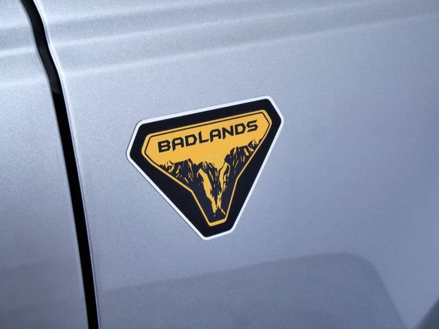 Certified 2023 Ford Bronco Badlands AWD/4WD image 8