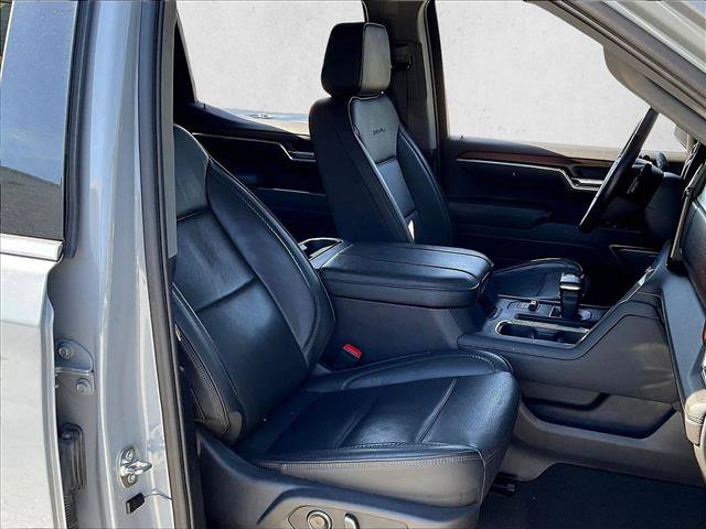 Used 2025 GMC Sierra 1500 Denali AWD/4WD image 7