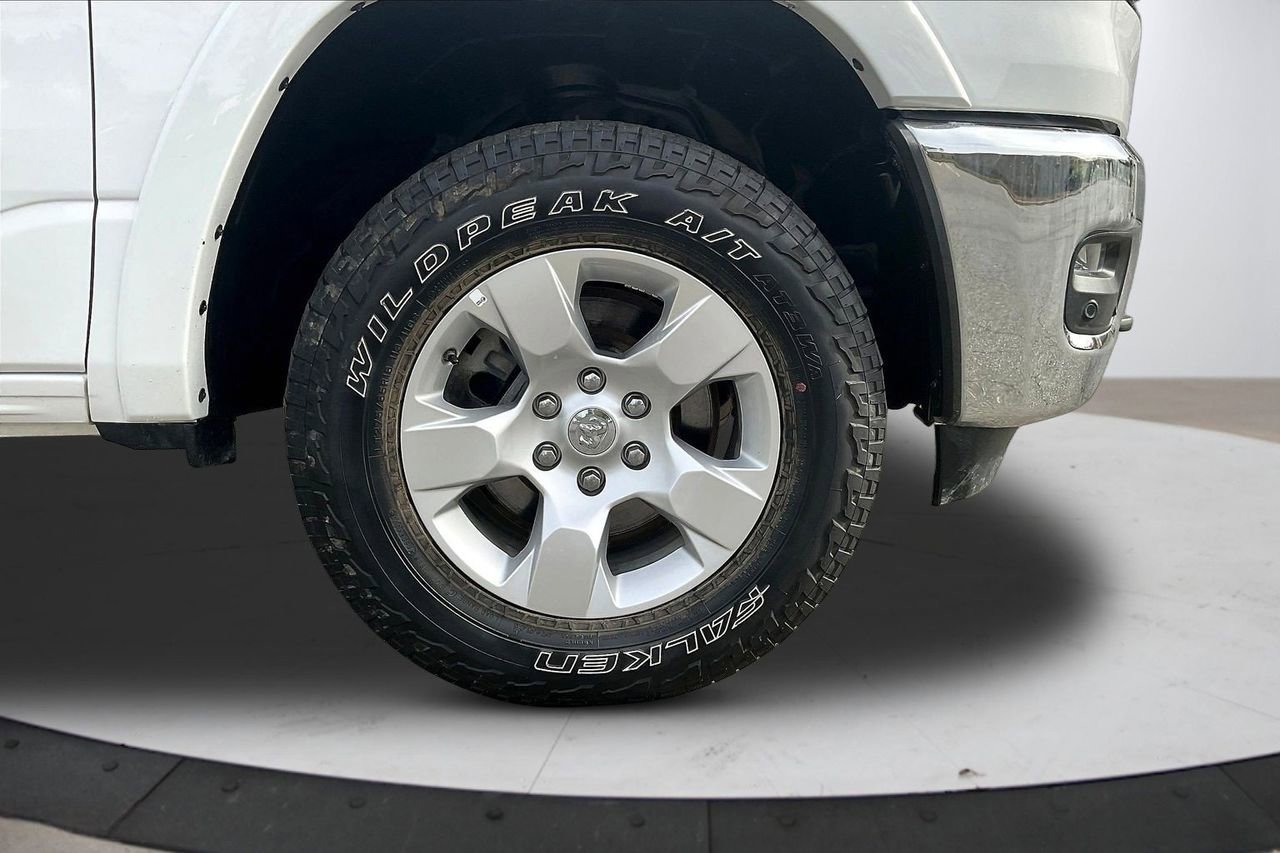 Used 2025 RAM 1500 Big Horn AWD/4WD image 35