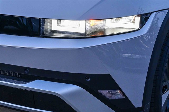 New 2026 Hyundai Ioniq 5 SE image 12