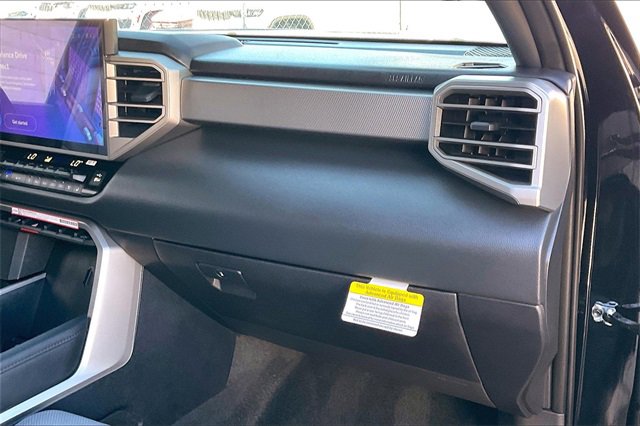 Used 2025 Toyota Tundra Limited image 16