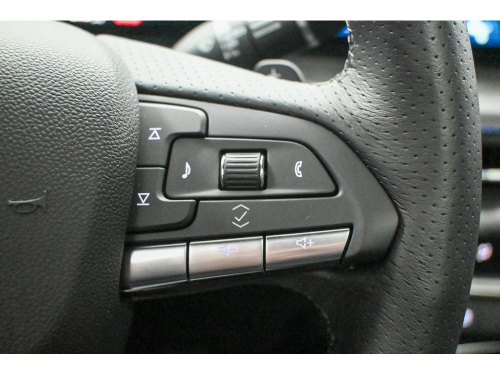 Used 2024 Cadillac XT4 Sport image 40