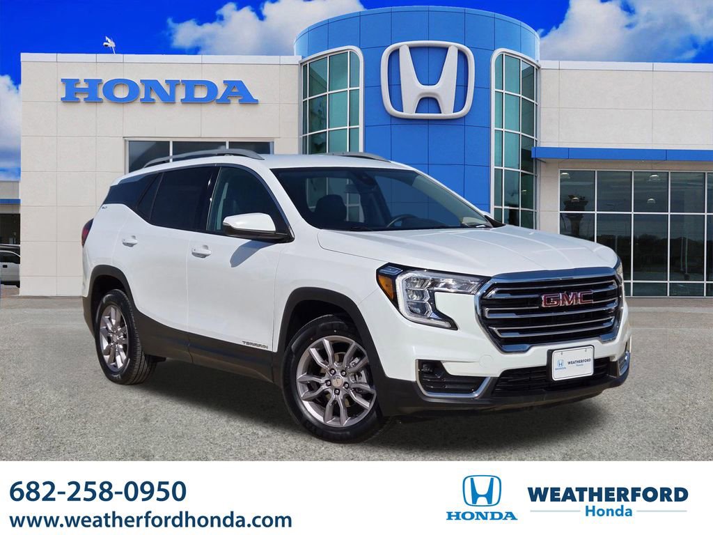 Used 2024 GMC Terrain SLT image 1