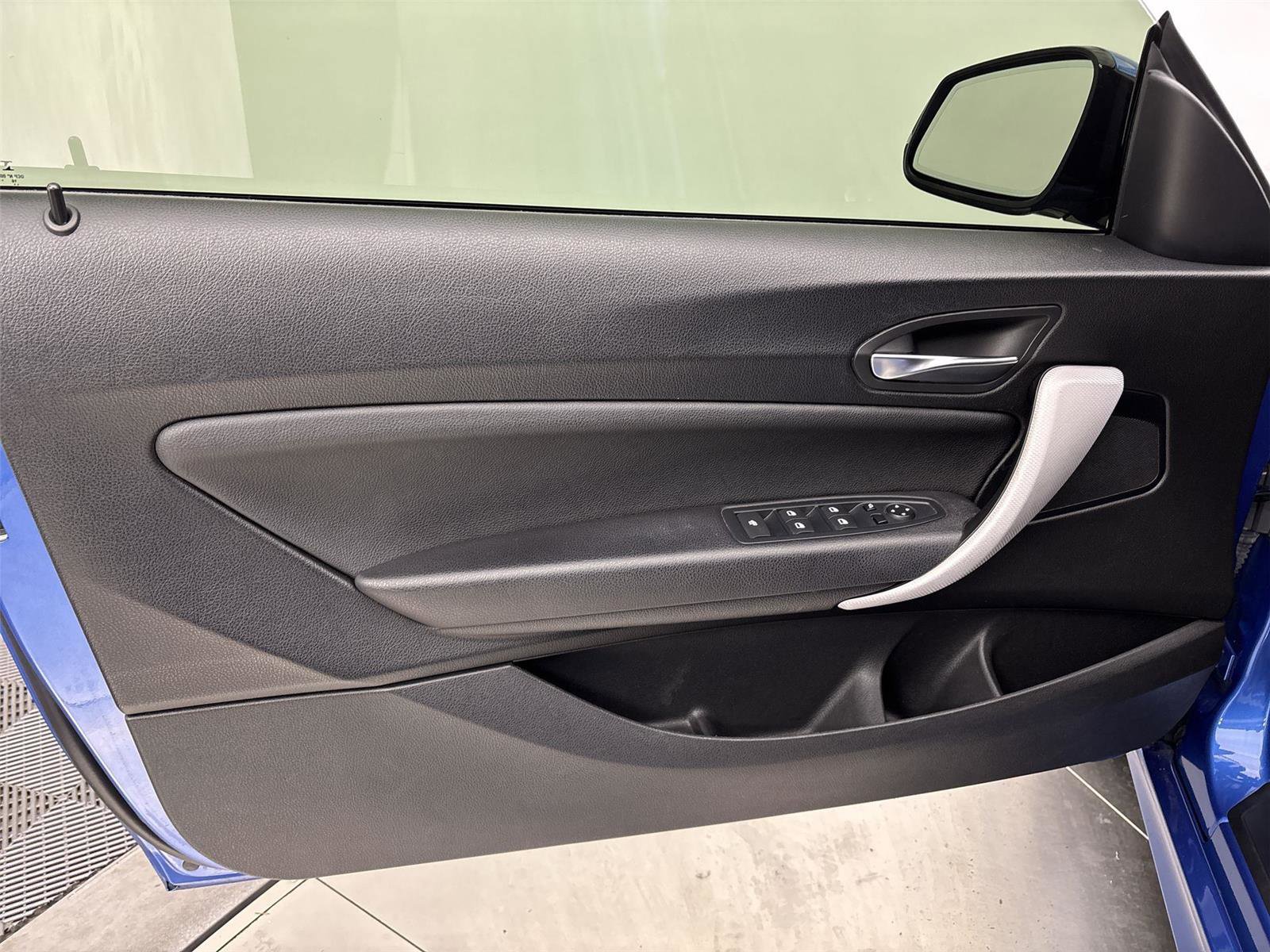 Used 2017 BMW 230i xDrive Convertible AWD/4WD image 26