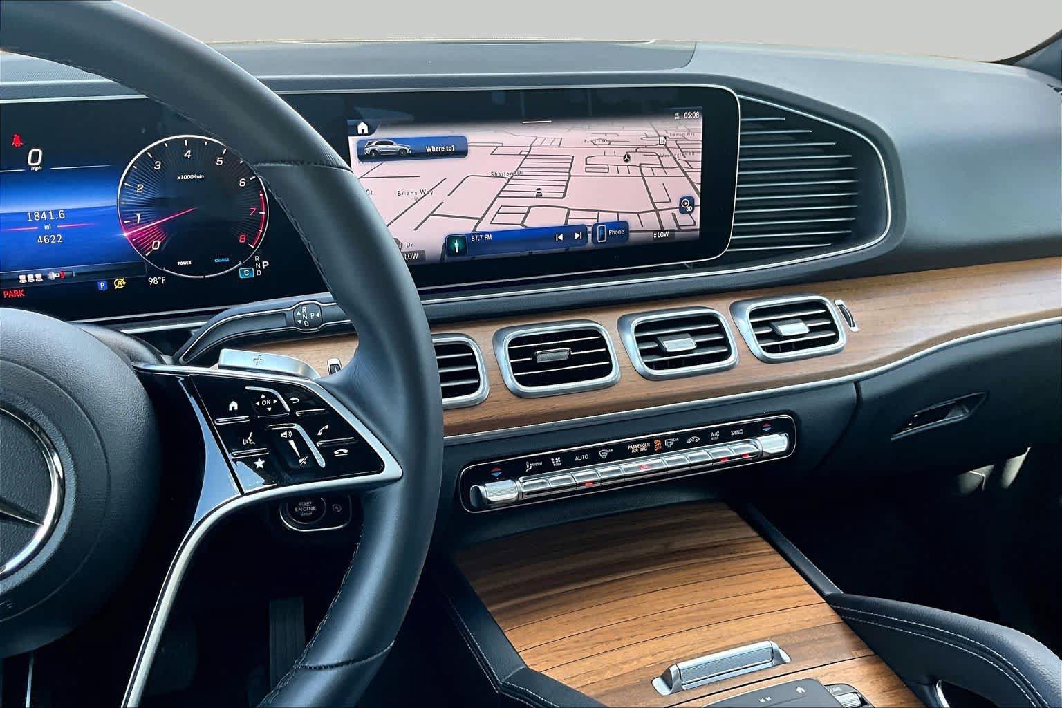 Certified 2026 Mercedes-Benz GLE 350 4MATIC image 13