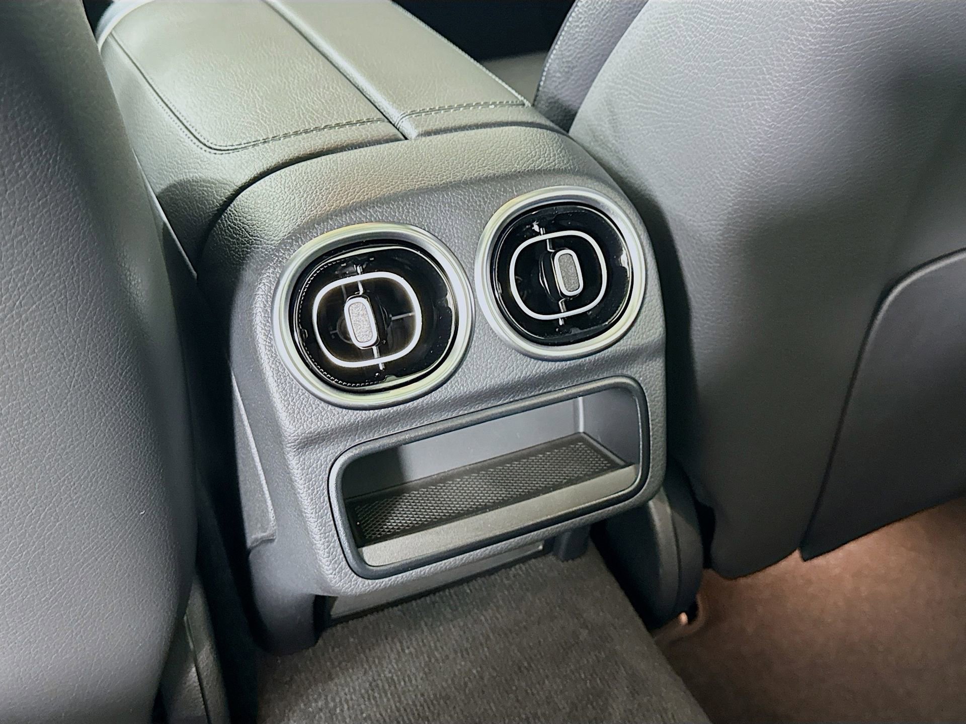 New 2026 Mercedes-Benz C 300 Sedan image 28