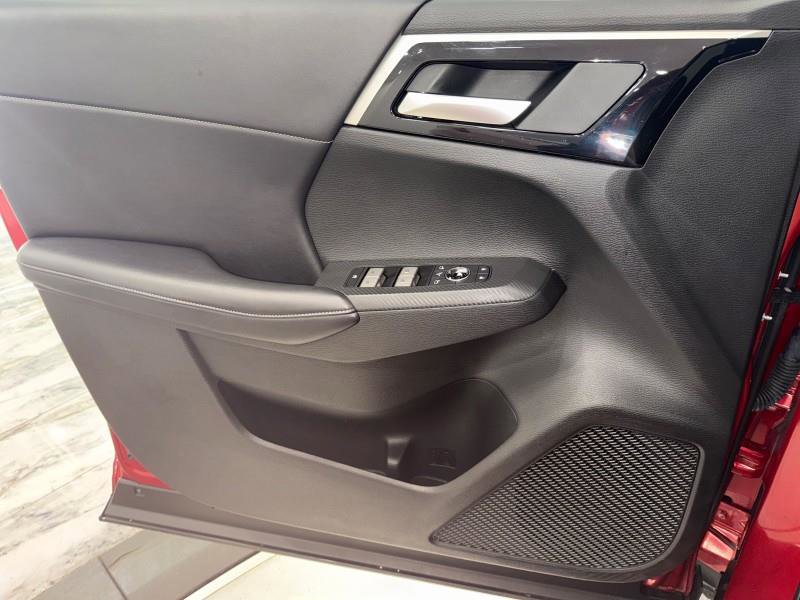 Used 2024 Mitsubishi Outlander SE image 58