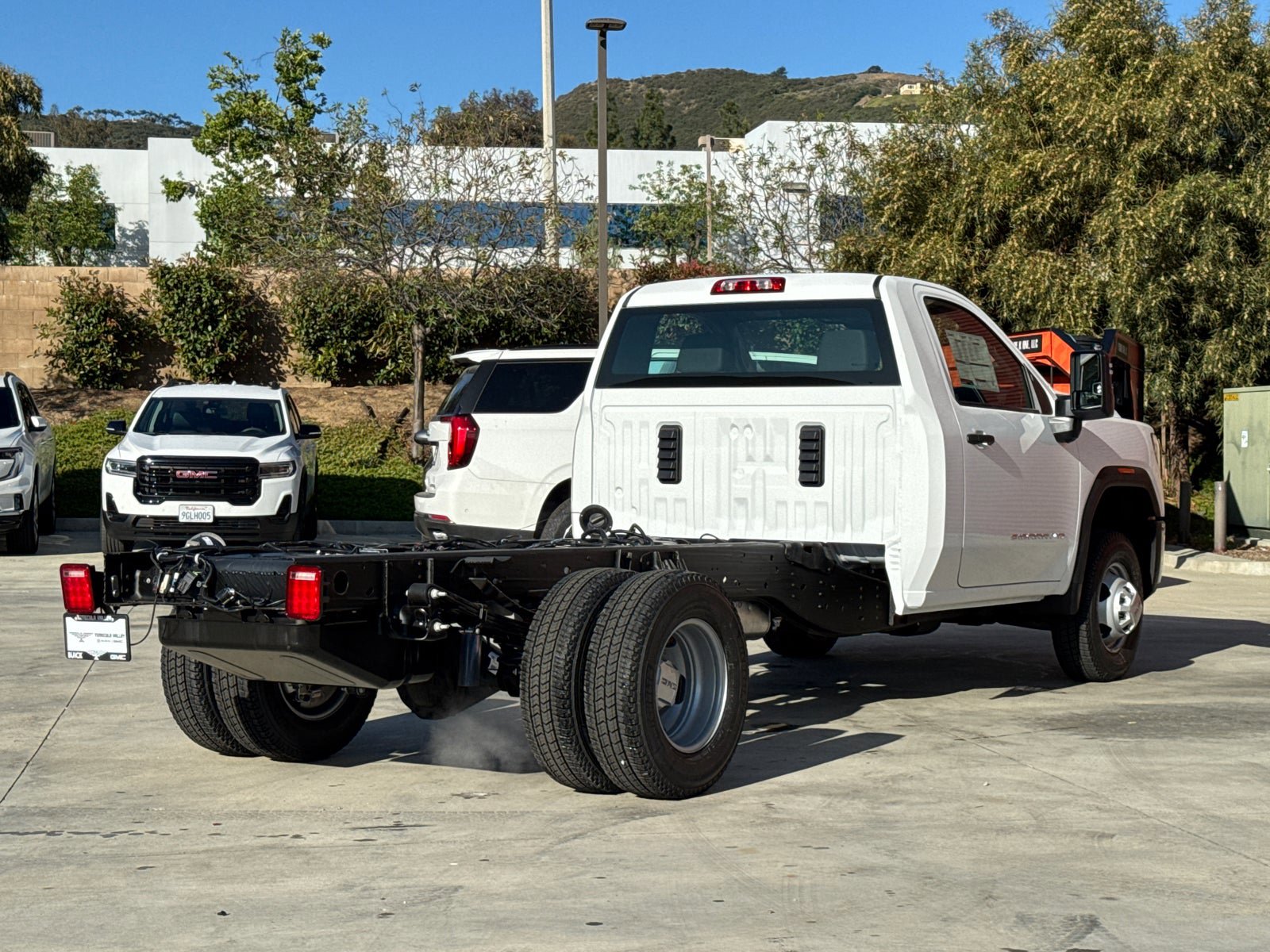 New 2026 GMC Sierra 3500 Pro w/ Fleet Convenience Package RWD image 16