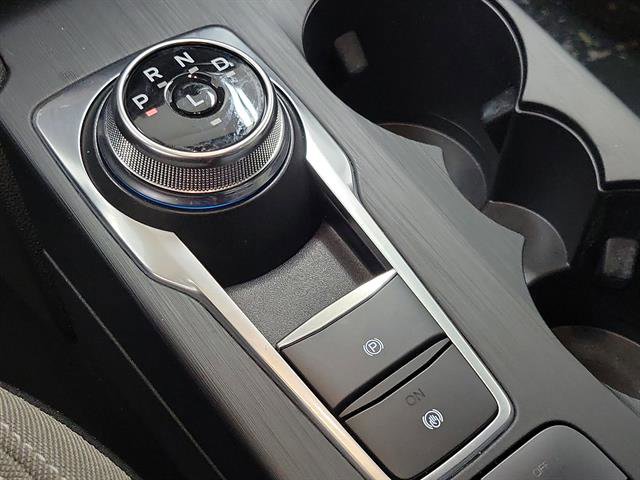 Certified 2022 Ford Escape S image 30